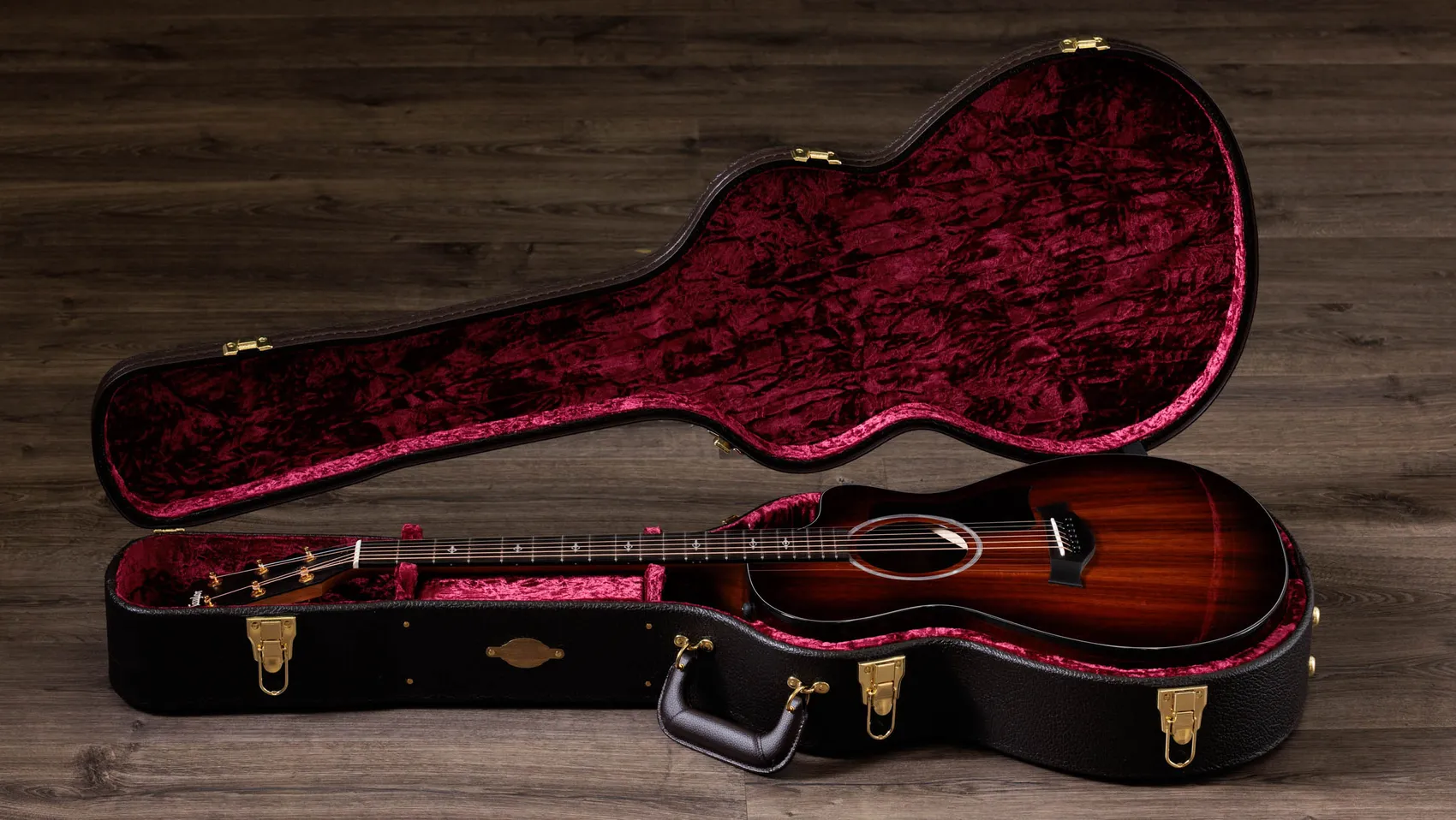 222ce-K DLX Hawaiian Koa Acoustic-Electric Guitar | Taylor Guitars